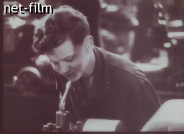 Кинохроника Работа подростков на оборонных заводах. (1941-1942)