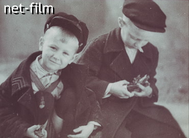 Footage Children of wartime. (1941)