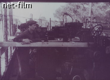 Кинохроника Поезда в пути. (1941-1942)