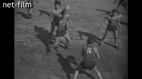 Кинохроника 18-й чемпионат СССР по баскетболу. (1951.09)