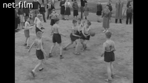 Newsreel Pioneerhood №5-1957 (1957)