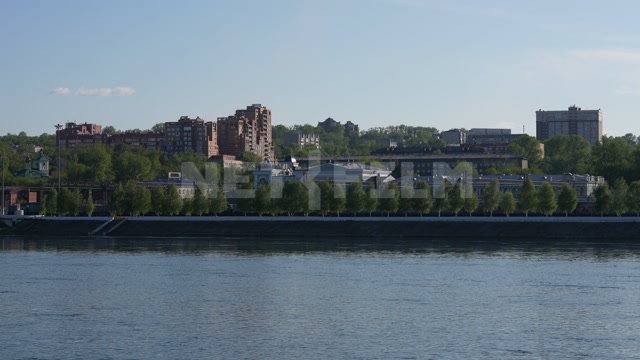 Иркутск, Ангара, набережная, в кадре здание Речного вокзала
