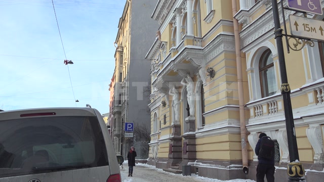 Санкт-Петербург, зима, день, в кадре Дворец торжественной регистрации рождения "Малютка"