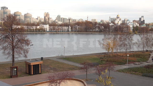Yekaterinburg, city center, autumn, day, pond on the Iset River, embankment in the frame