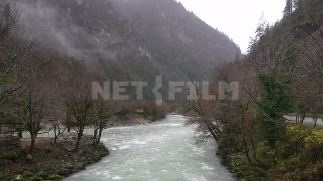 Абхазия, осень, день. Горы, ущелье. Горная река, течение