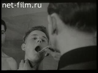 Кинохроника Ноовобранцы вермахта проходят медкомиссию. (1941-1945)