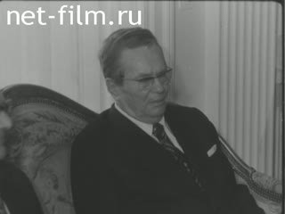 News Foreign newsreels №5107 (1977)